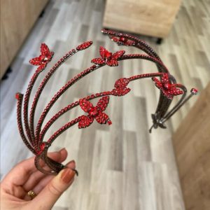 Tiara extravaganta cu flori