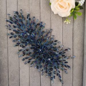 Accesoriu de păr cu flori din cristale