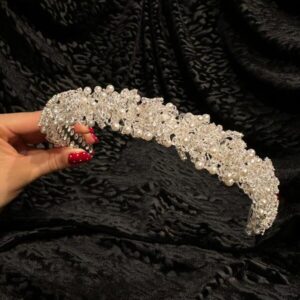 Diademă flexibilă cu perle, zirconiu strălucitor și cristale fațetate