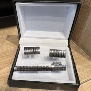 Set butoni și ac de cravata pentru mire - 05