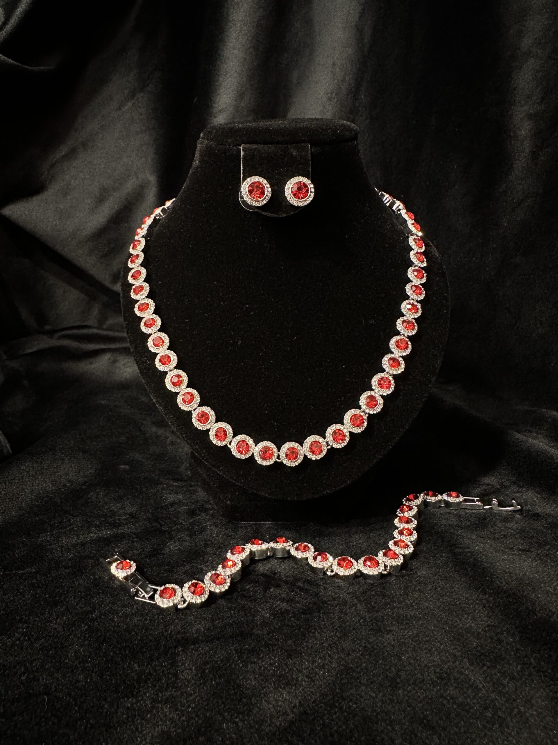 Set colier, brățară și cercei – 0225R